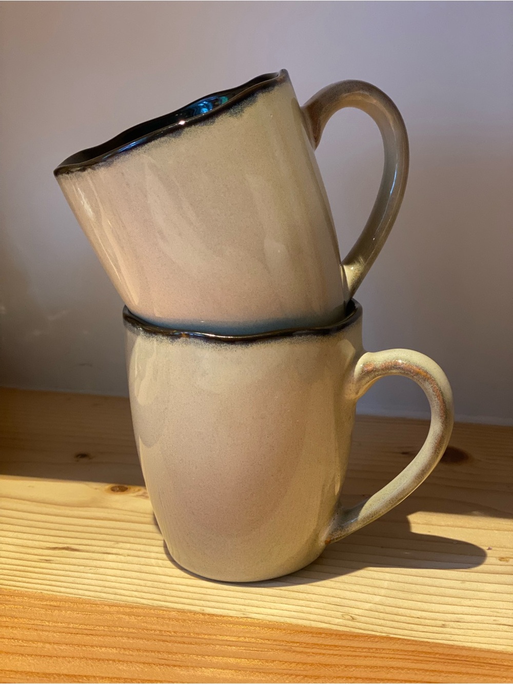 Set of 2 Zambezi Gibson Elite Mugs